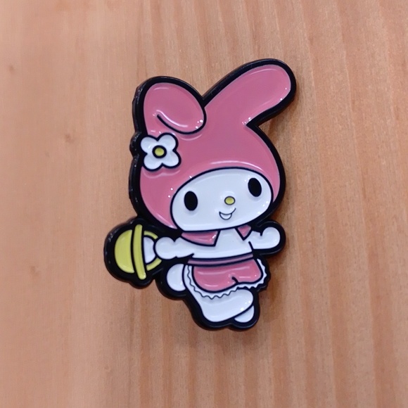 🆕 Sanrio My Melody Riding Hood Enamel Pin Brooch - Picture 1 of 8